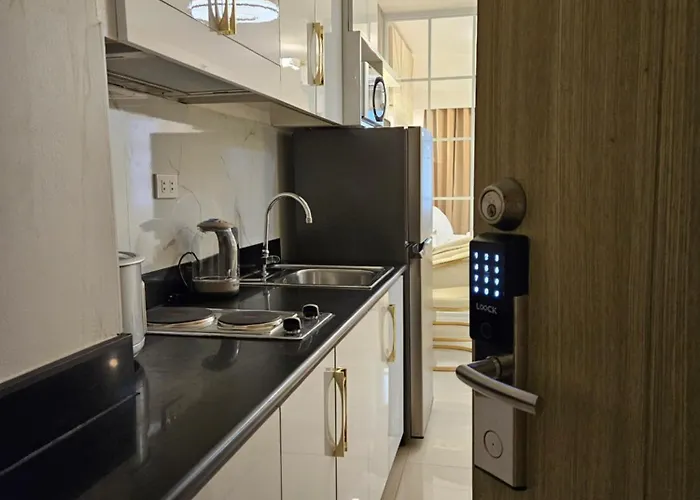 Luxury Condotel Near Moa, Naia *